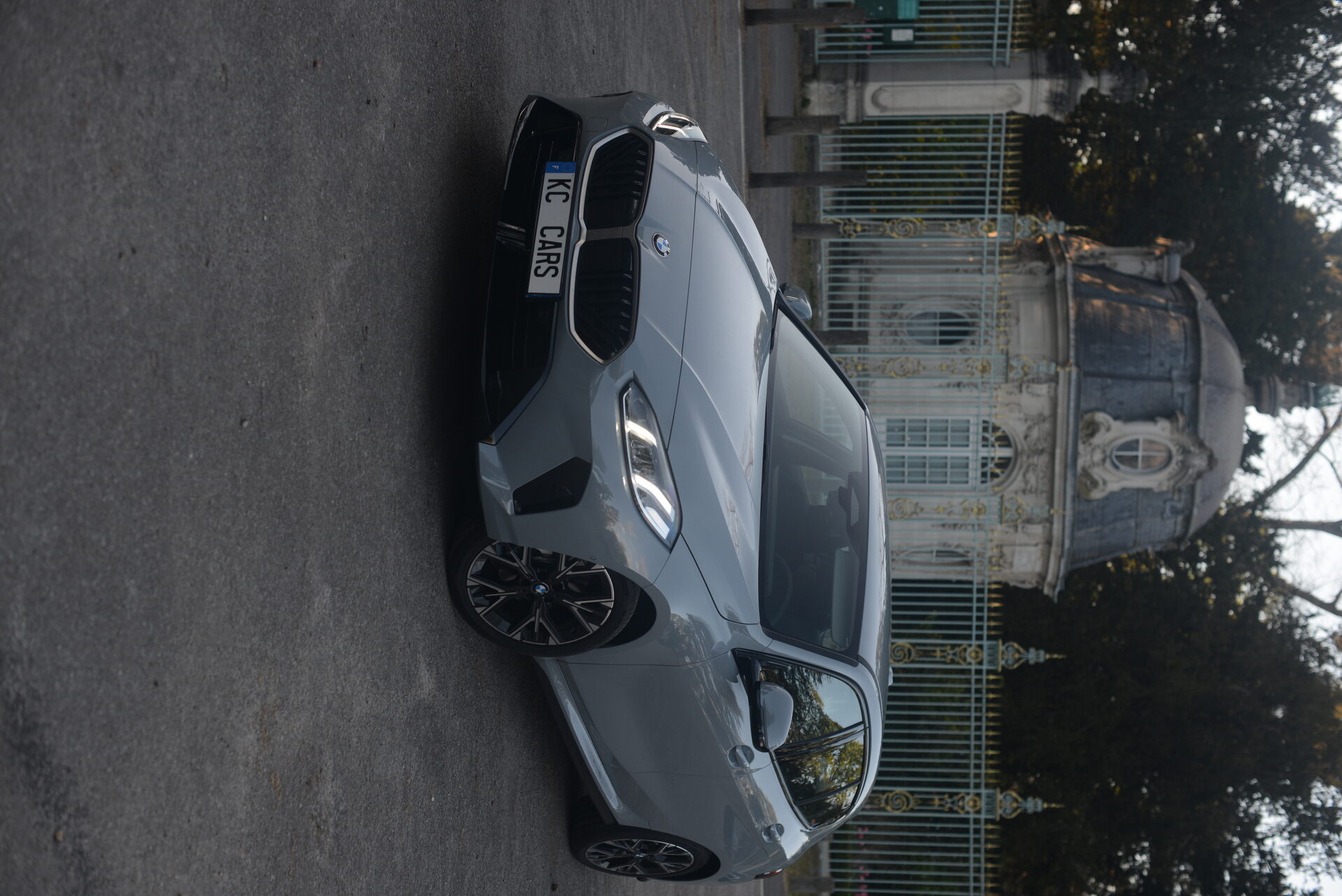 Why Choose the BMW 1 Series for Your Rental in Paris?